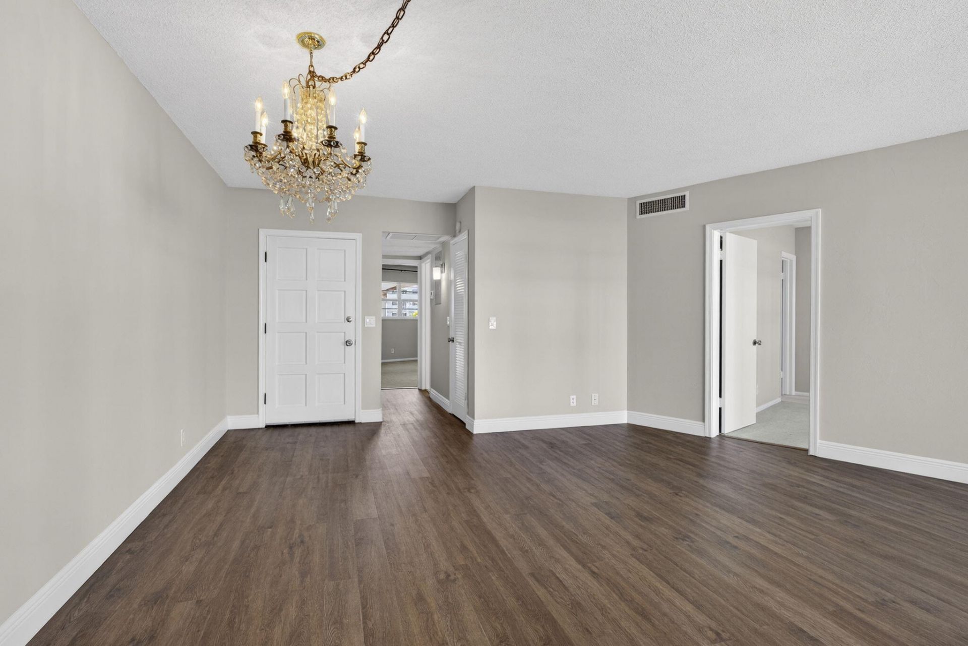 28 Yacht Club Drive, Unit 309, North Palm Beach, FL 33408 Photo