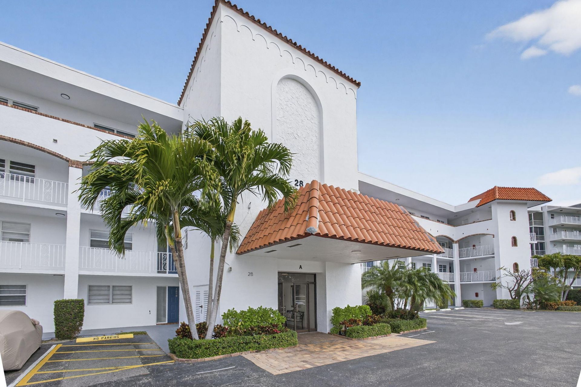 28 Yacht Club Drive, Unit 309, North Palm Beach, FL 33408 Photo