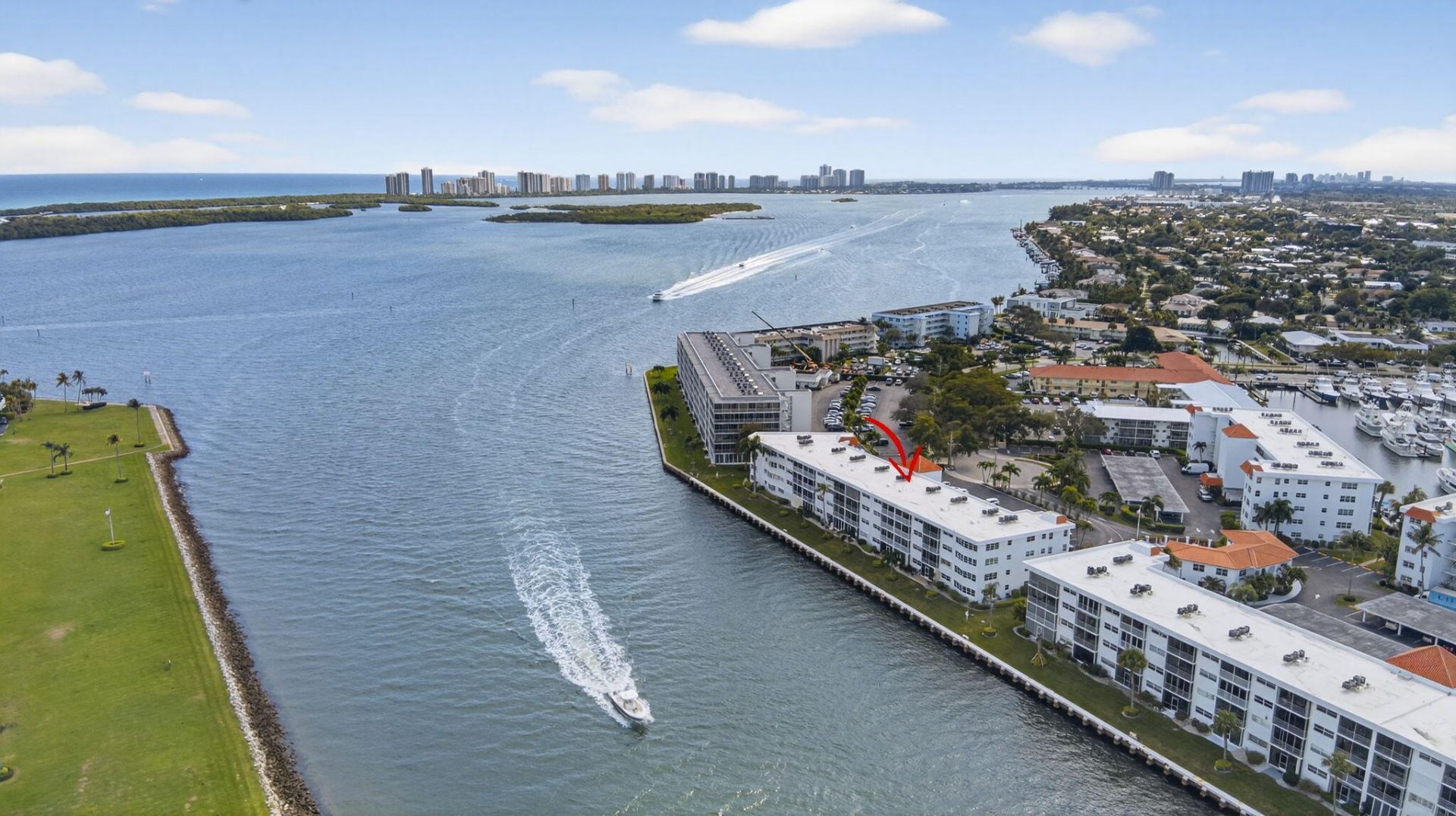 28 Yacht Club Drive, Unit 309, North Palm Beach, FL 33408 Photo