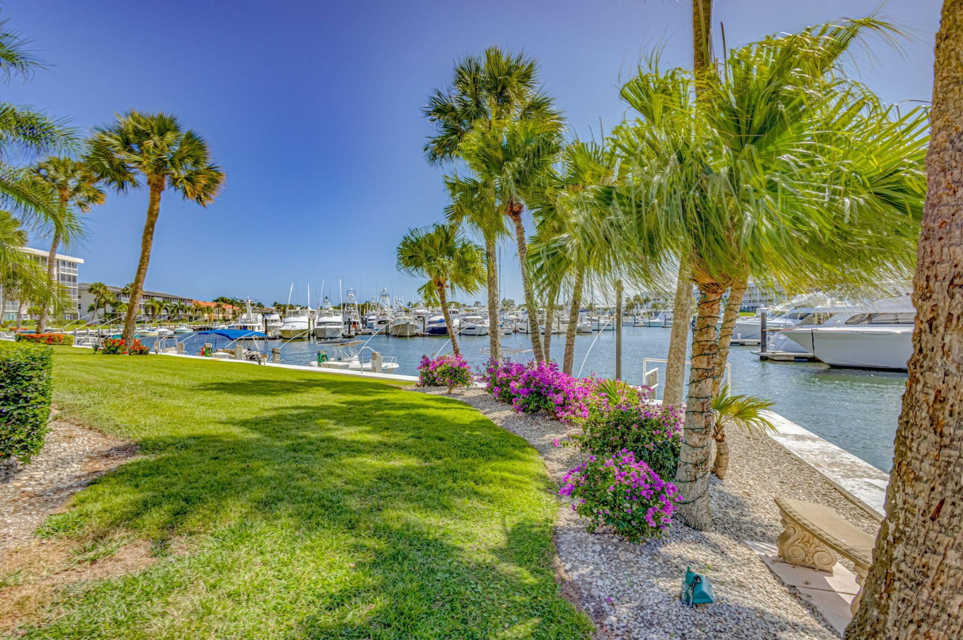 28 Yacht Club Drive, Unit 309, North Palm Beach, FL 33408 Photo