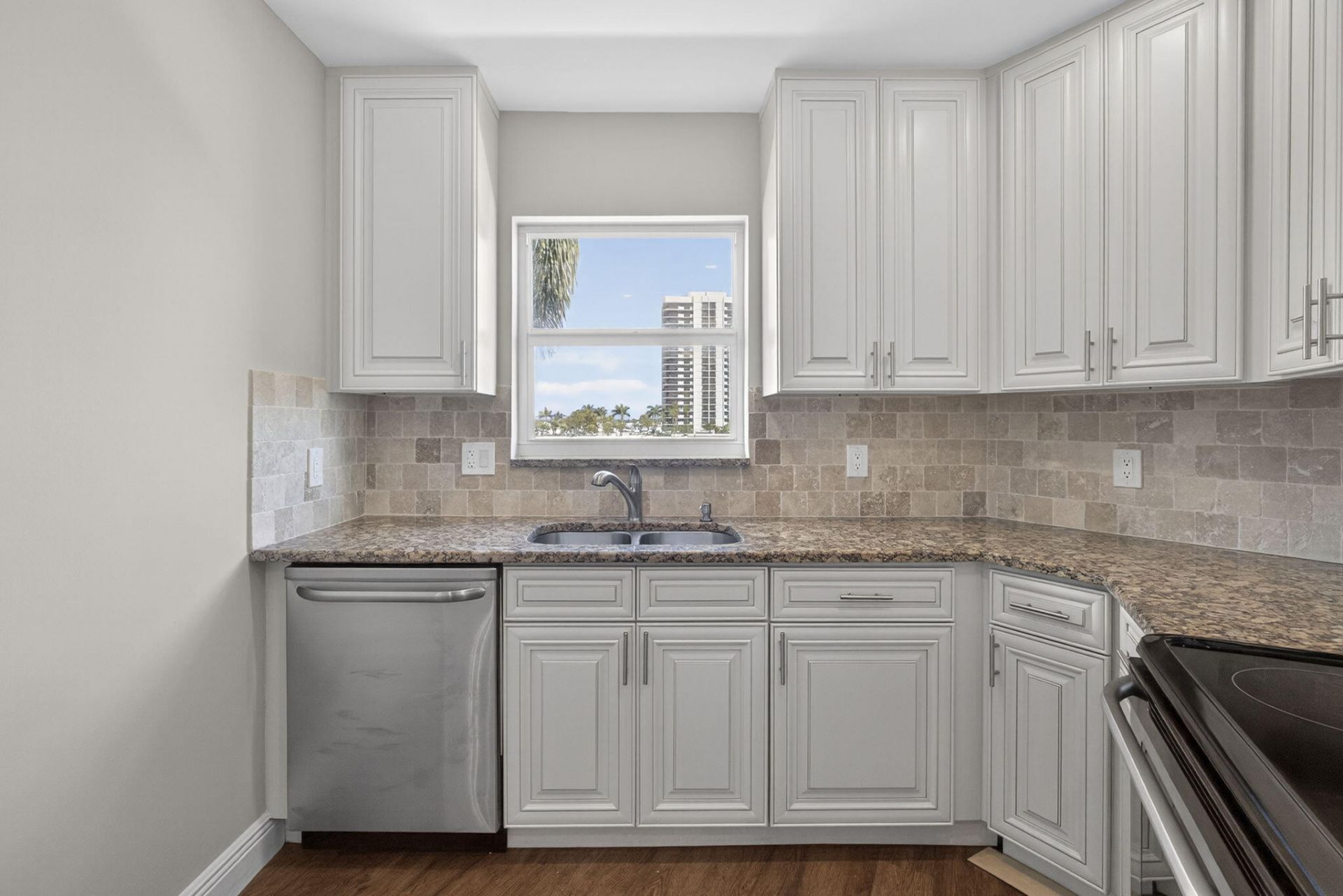 28 Yacht Club Drive, Unit 309, North Palm Beach, FL 33408 Photo