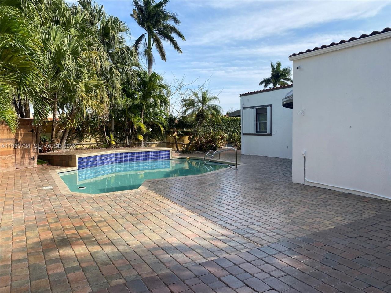 720 NW 123rd Ave, Miami, FL 33182 Photo