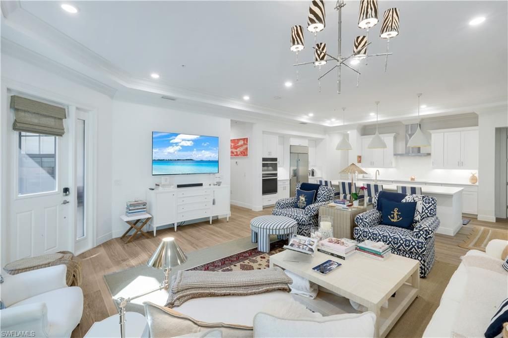 2472 Breakwater Way, Unit 11102, Naples, FL 34112 Photo