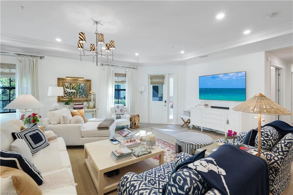 2472 Breakwater Way, Unit 11102, Naples, FL 34112 Photo