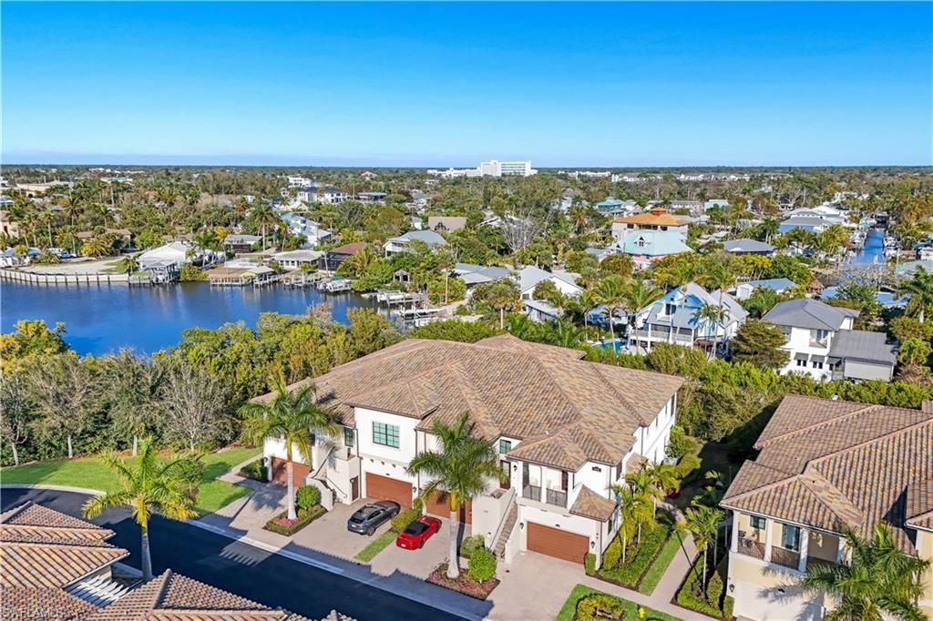 2472 Breakwater Way, Unit 11102, Naples, FL 34112 Photo