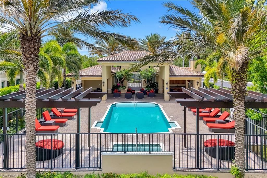 2472 Breakwater Way, Unit 11102, Naples, FL 34112 Photo