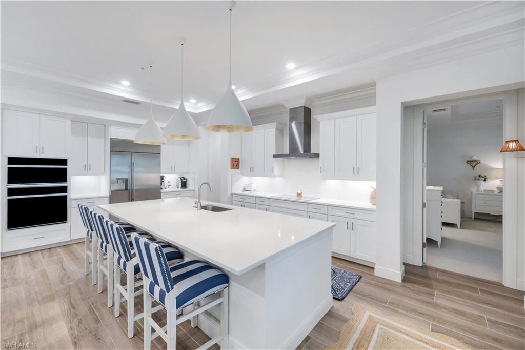 2472 Breakwater Way, Unit 11102, Naples, FL 34112 Photo