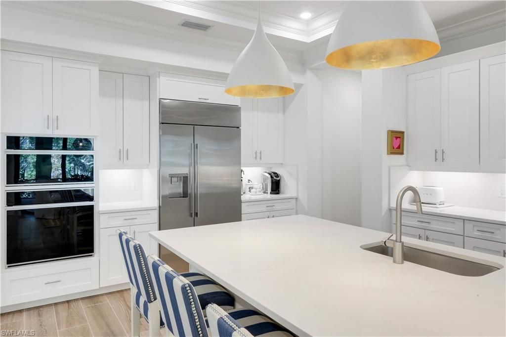 2472 Breakwater Way, Unit 11102, Naples, FL 34112 Photo