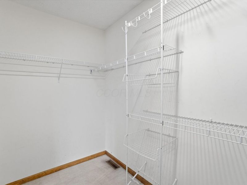 4500 Woodstream Drive, Columbus, OH 43230 Photo 23