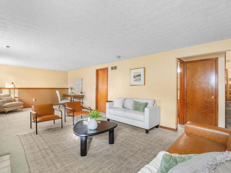 4500 Woodstream Drive, Columbus, OH 43230 Photo 33