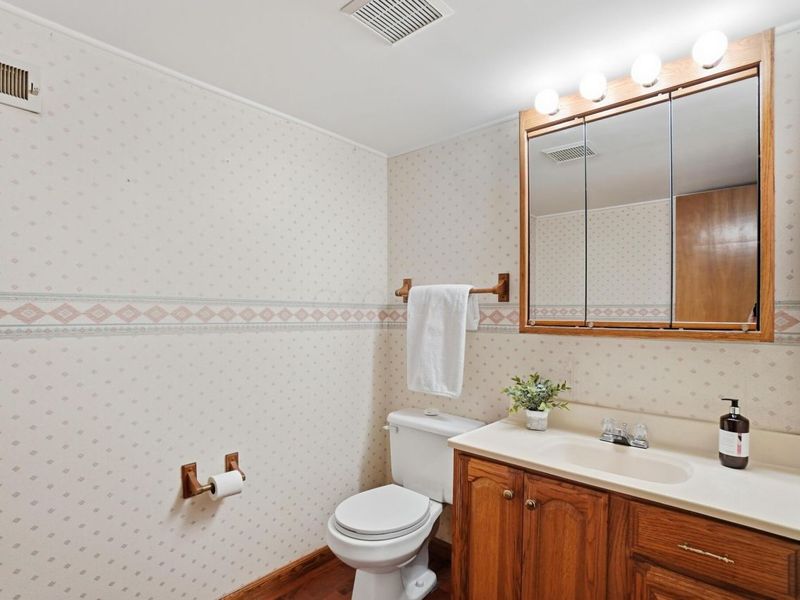 4500 Woodstream Drive, Columbus, OH 43230 Photo 38