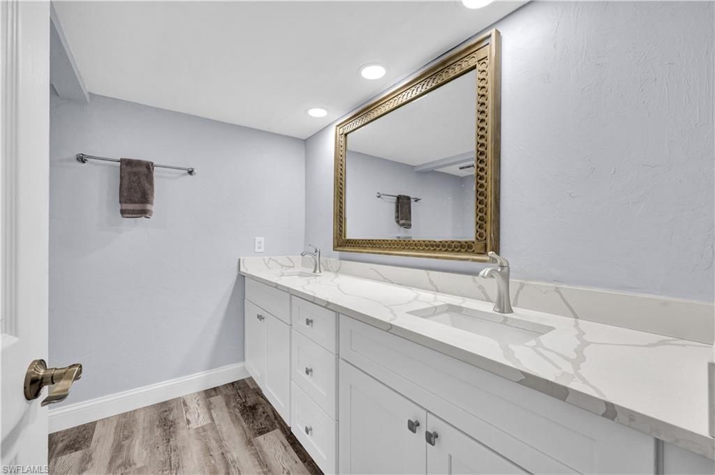 16580 Waters Edge Ct, Unit 102, Fort Myers, FL 33908 Photo