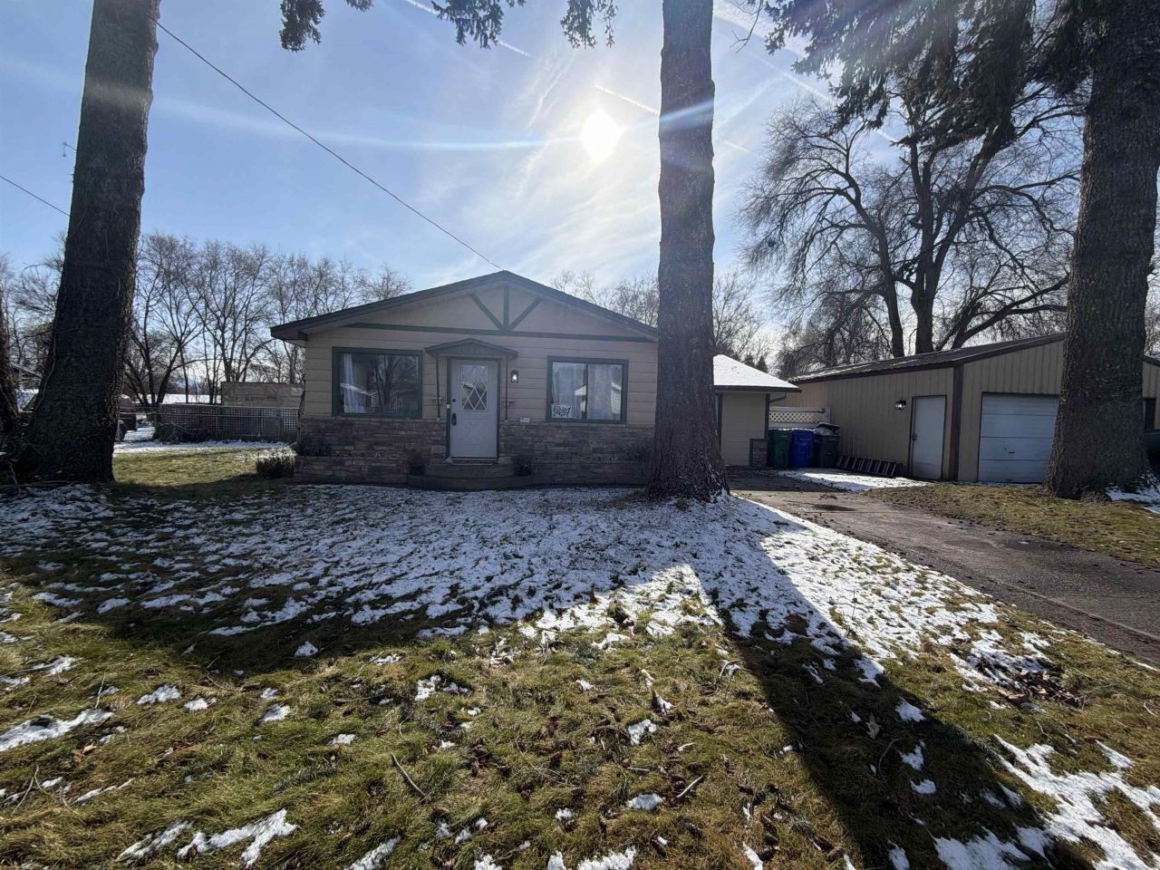 14312 E Wellesley Ave, Spokane Valley, WA 99216 Main Photo