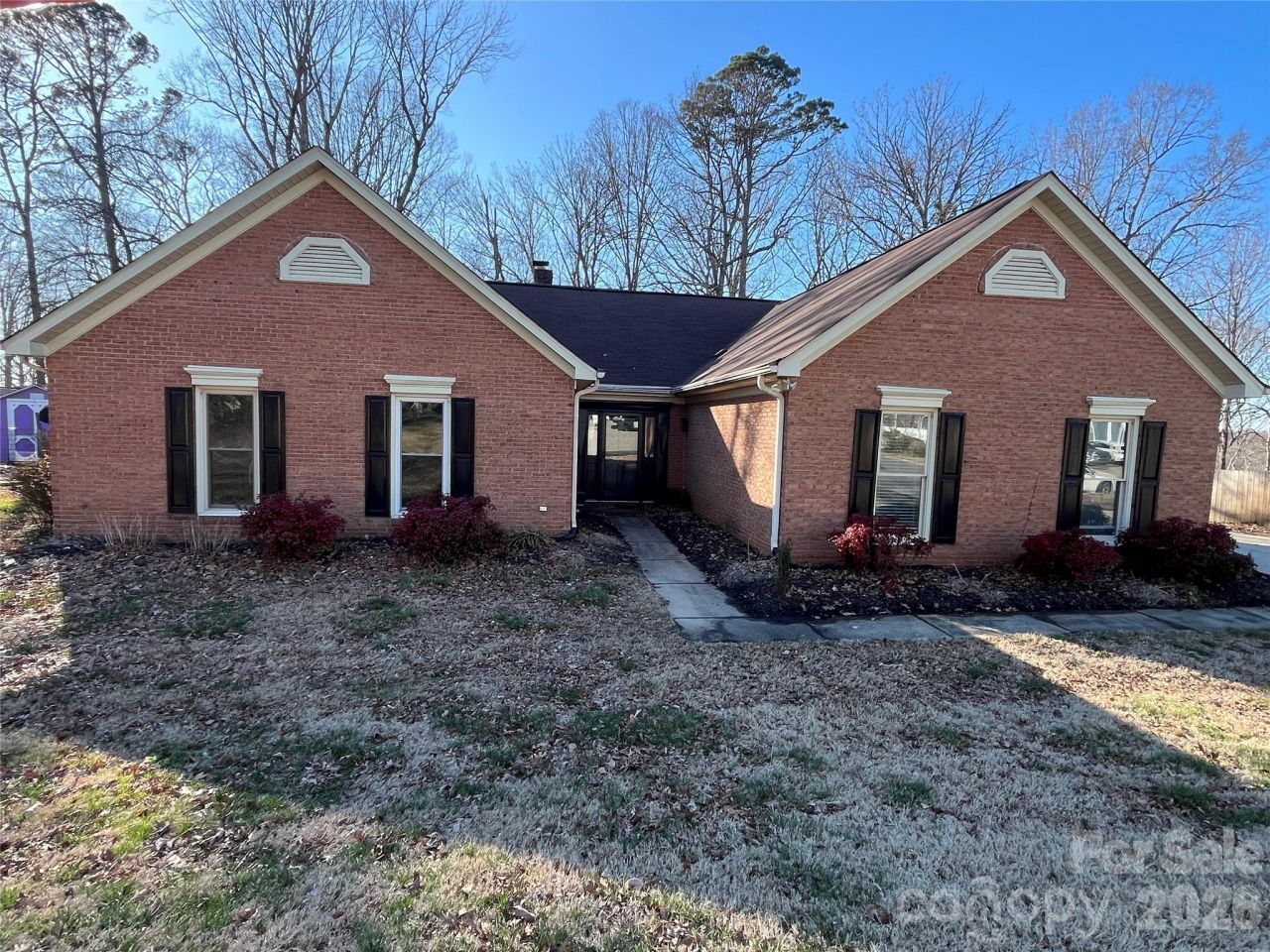 1300 Long Paw Lane, Charlotte, NC 28214 Main Photo