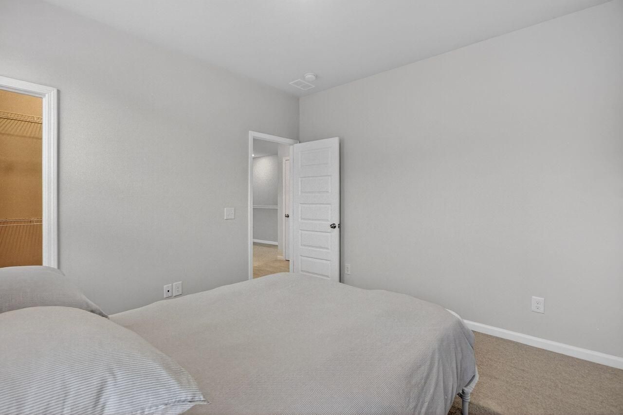 129 River Wind Way Photo 37