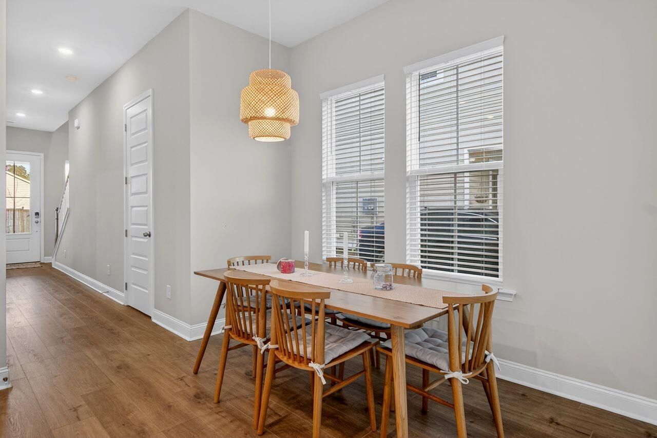 129 River Wind Way Photo 8