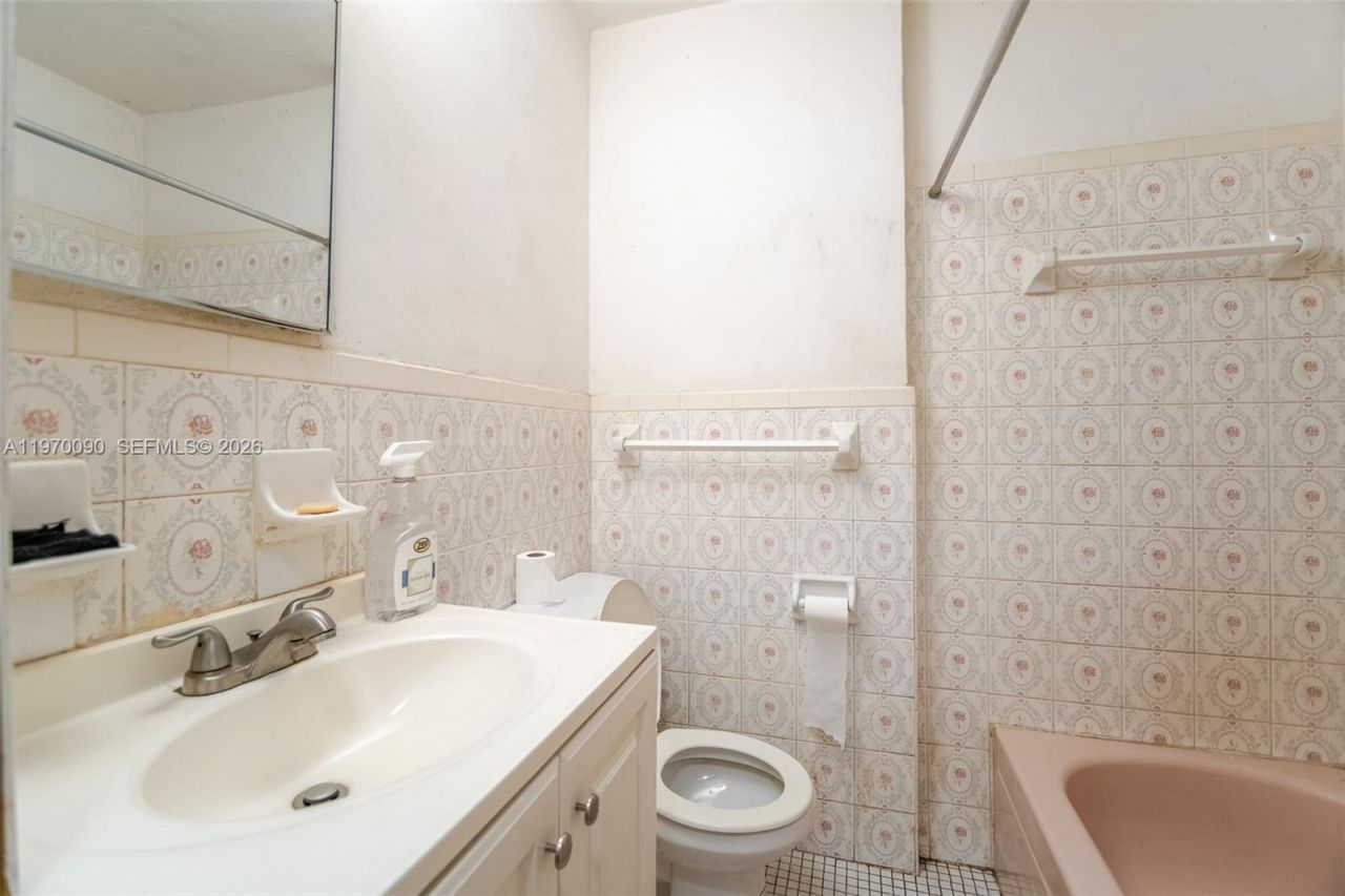 11750 SW 222nd St, Miami, FL 33170 Photo