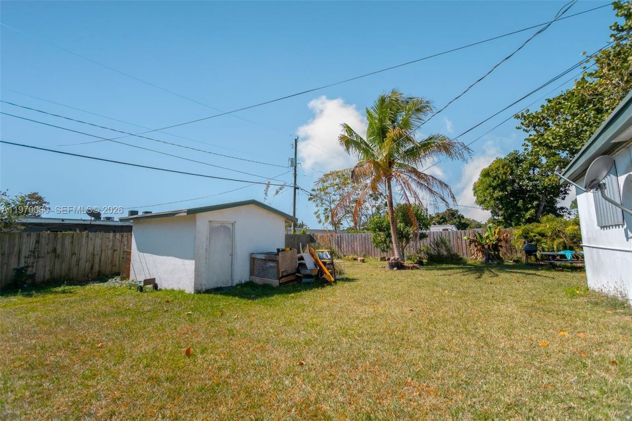 11750 SW 222nd St, Miami, FL 33170 Photo