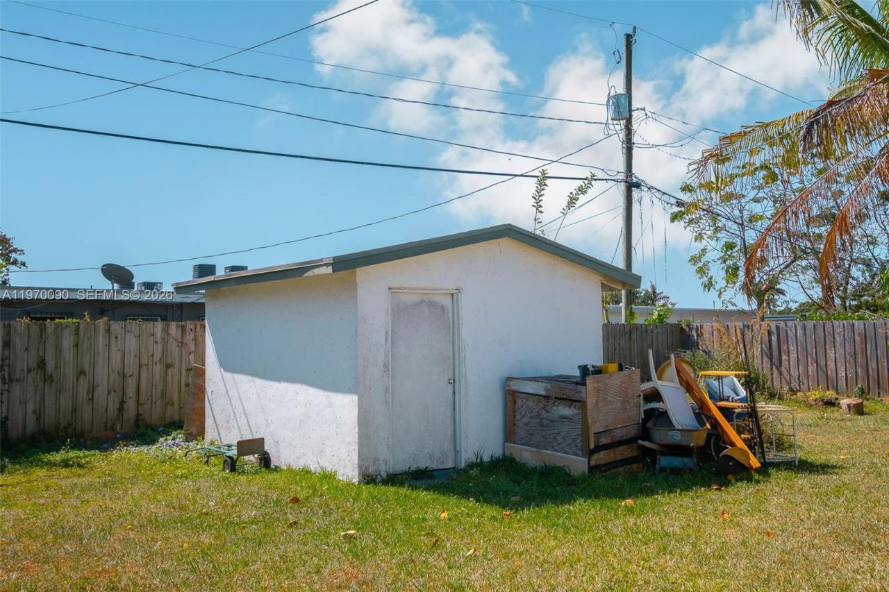 11750 SW 222nd St, Miami, FL 33170 Photo