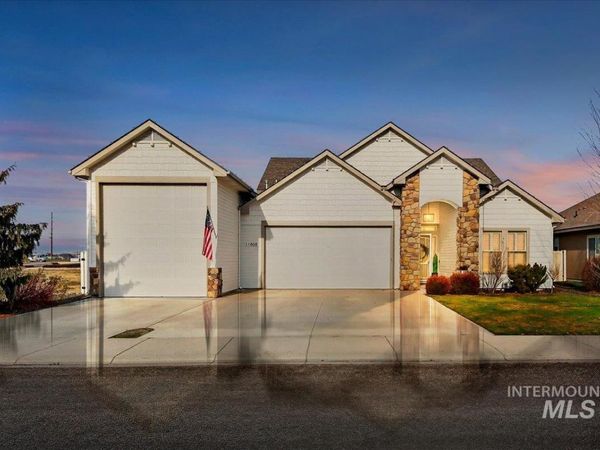 11808 W Carlisle Bay Drive, Star, ID 83669