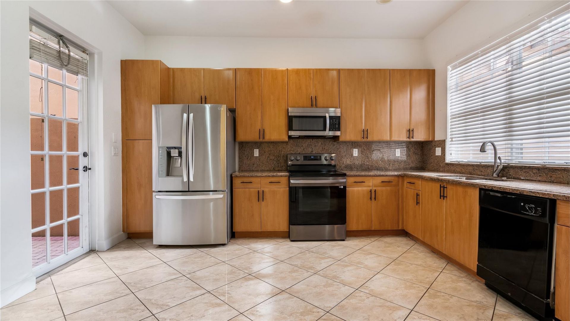 1061 SW 147th Terrace, Unit 1061, Pembroke Pines, FL 33027 Photo