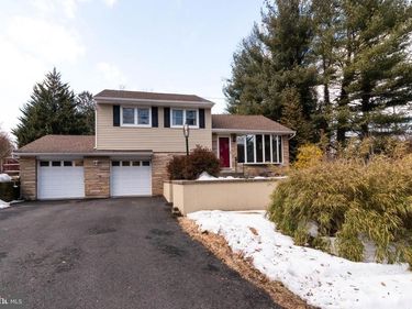 106 S SHADY RETREAT ROAD, DOYLESTOWN, PA 18901