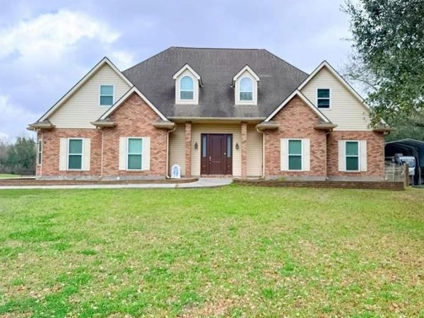 2335 JEAN LAFITTE Boulevard, Lafitte, LA 70067