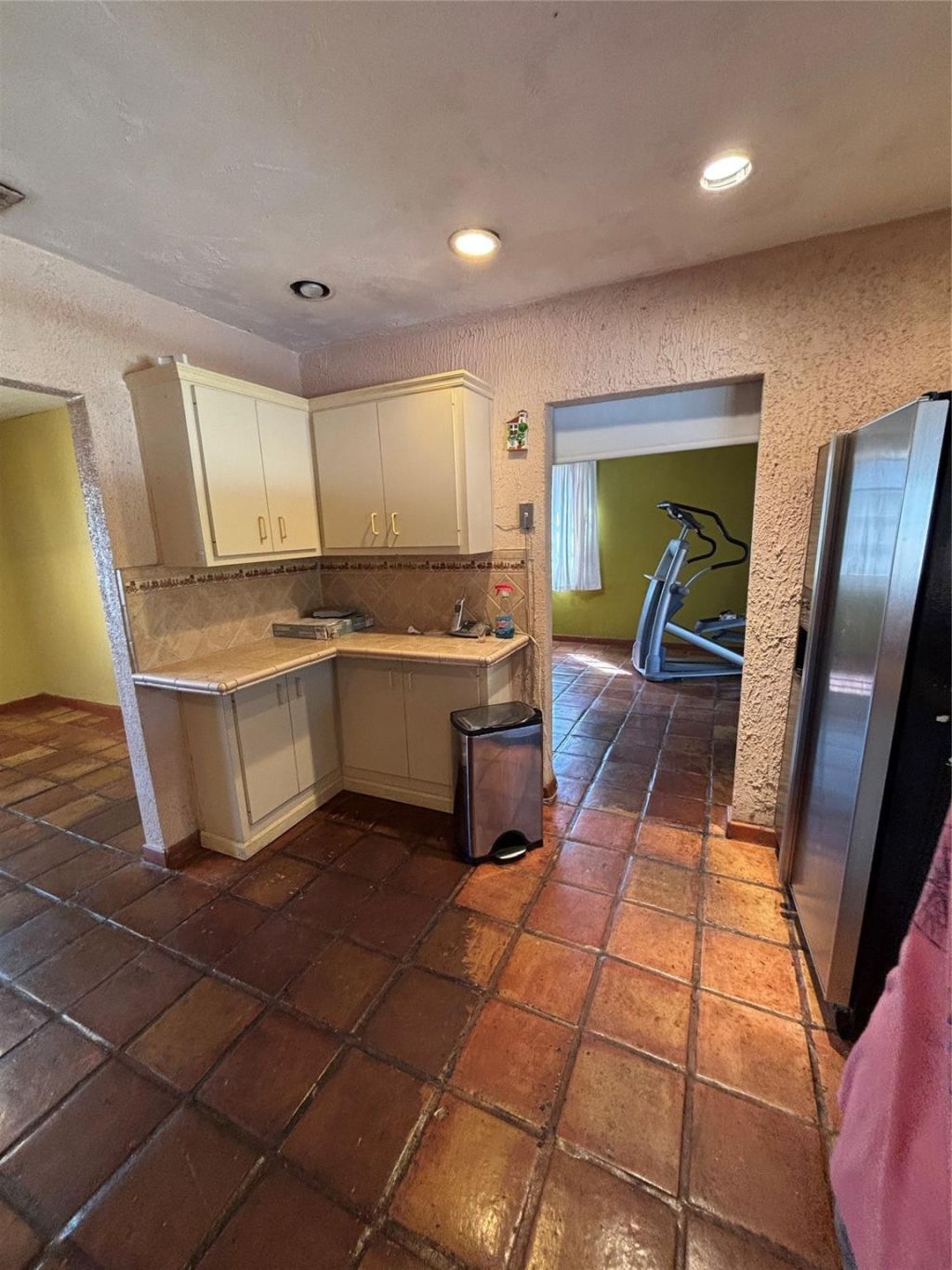 9261 SW 68th Street, Miami, FL 33173 Photo