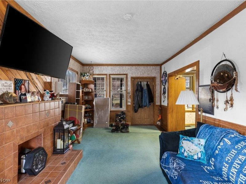 13 Prospect Street, Bridgeport, OH 43912 Photo 8