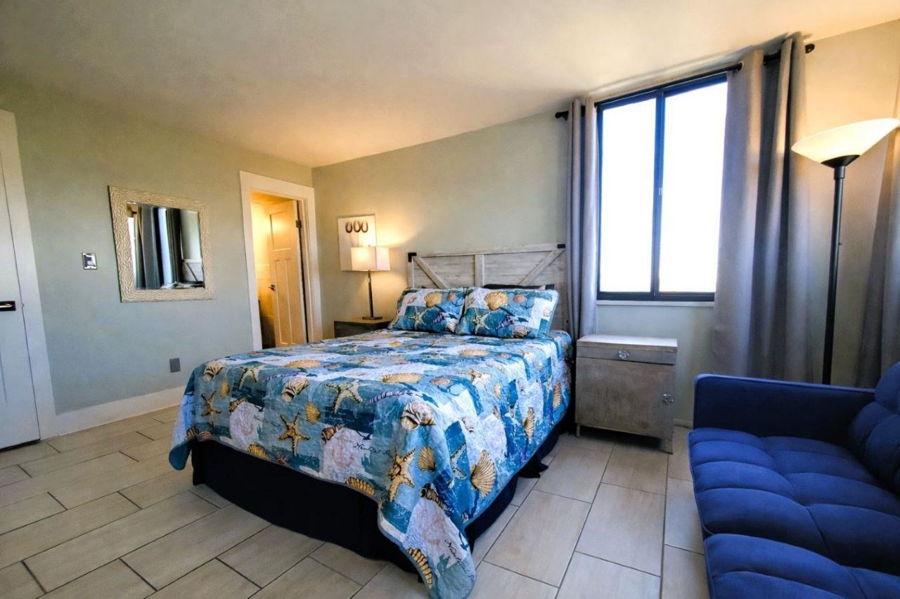 601 Mitchell Dr.  Photo 12