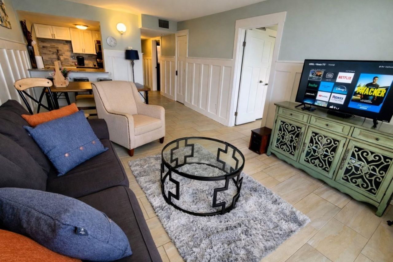 601 Mitchell Dr.  Photo 5