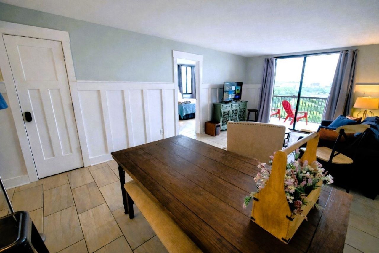 601 Mitchell Dr.  Photo 6