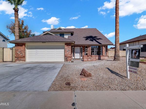 6332 W SHANGRI LA Road, Glendale, AZ 85304