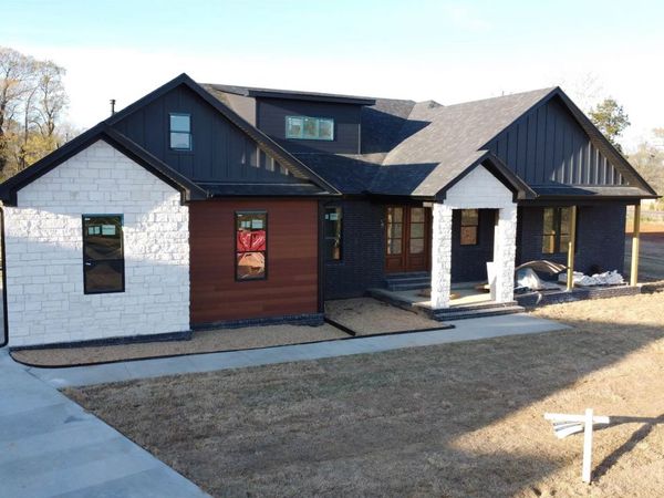 24 Albion Court, Cabot, AR 72023