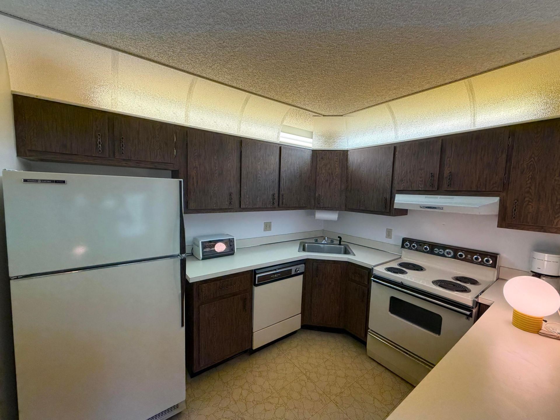 3530 Pine Needle Drive, Unit C-2, Greenacres, FL 33463 Photo