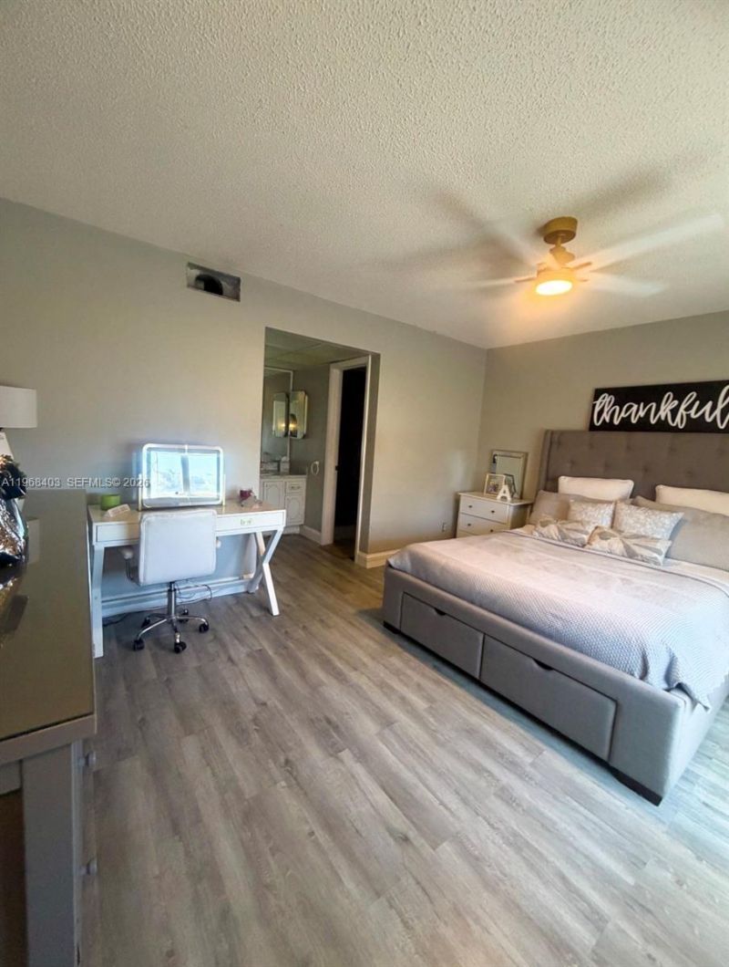 9201 Sunrise Lakes Blvd, Unit 302, Sunrise, FL 33322 Photo