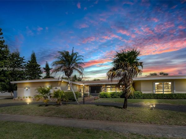 4931 Madison St, Hollywood, FL 33021