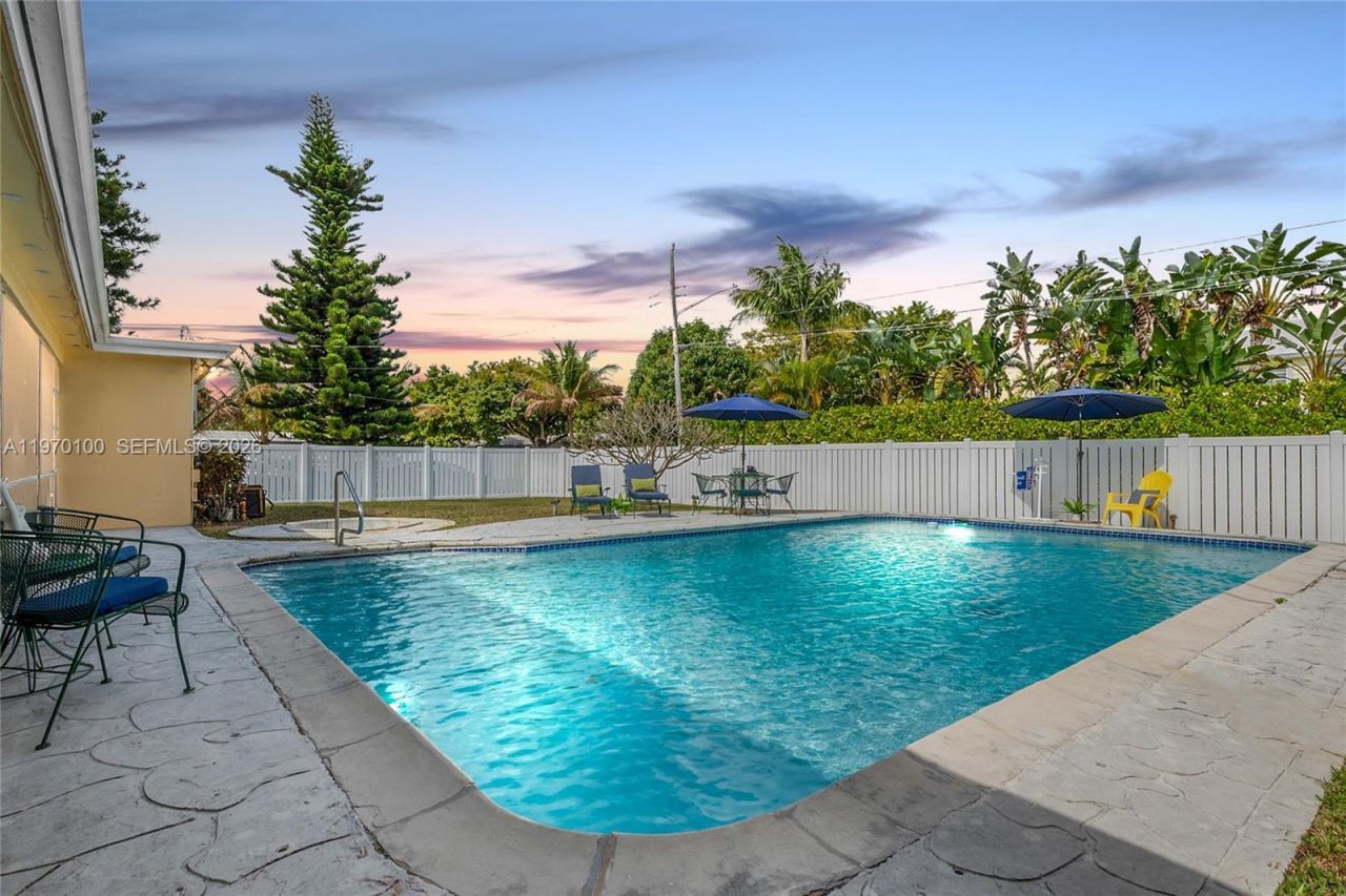 4931 Madison St, Hollywood, FL 33021 Photo