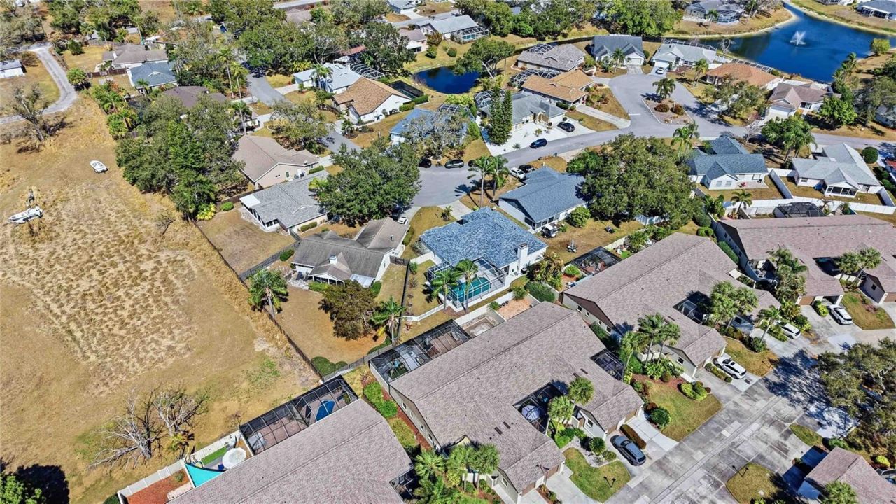 4822 Hamlets Grove Drive, Sarasota, FL 34235 Photo