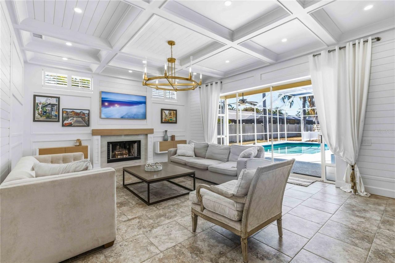 4822 Hamlets Grove Drive, Sarasota, FL 34235 Photo