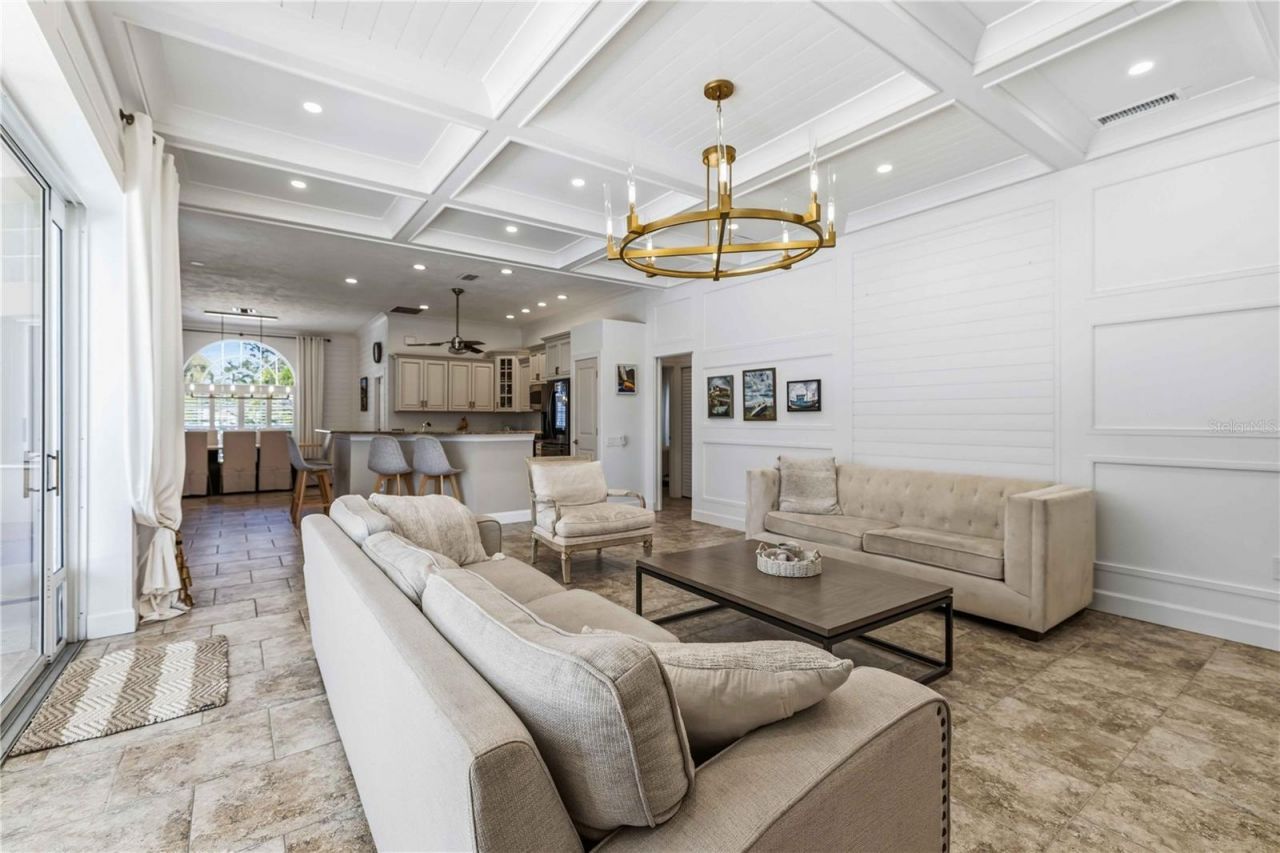 4822 Hamlets Grove Drive, Sarasota, FL 34235 Photo