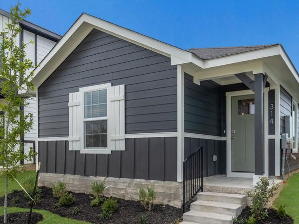 320 SANTO DOMINGO RD, Bastrop, TX 78602