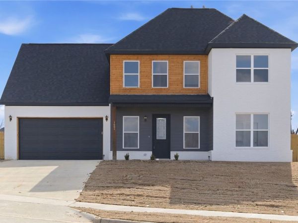 1602 S 23rd Place, Rogers, AR 72758