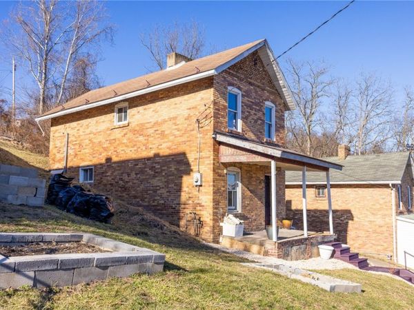 513 4th St, Marianna, PA 15345