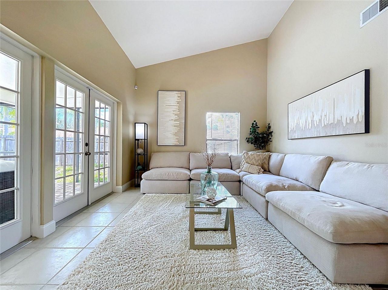 8601 Chadwick Drive, Tampa, FL 33635 Photo