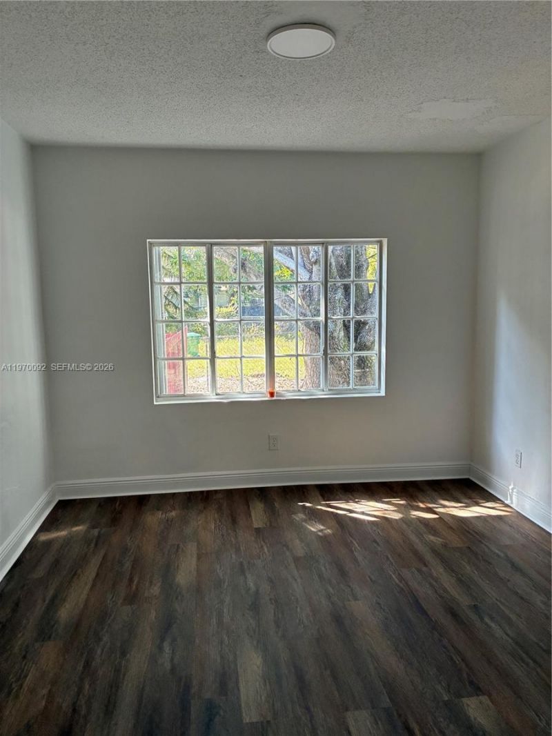 750 NE 86th St, Unit 1, Miami, FL 33138 Photo