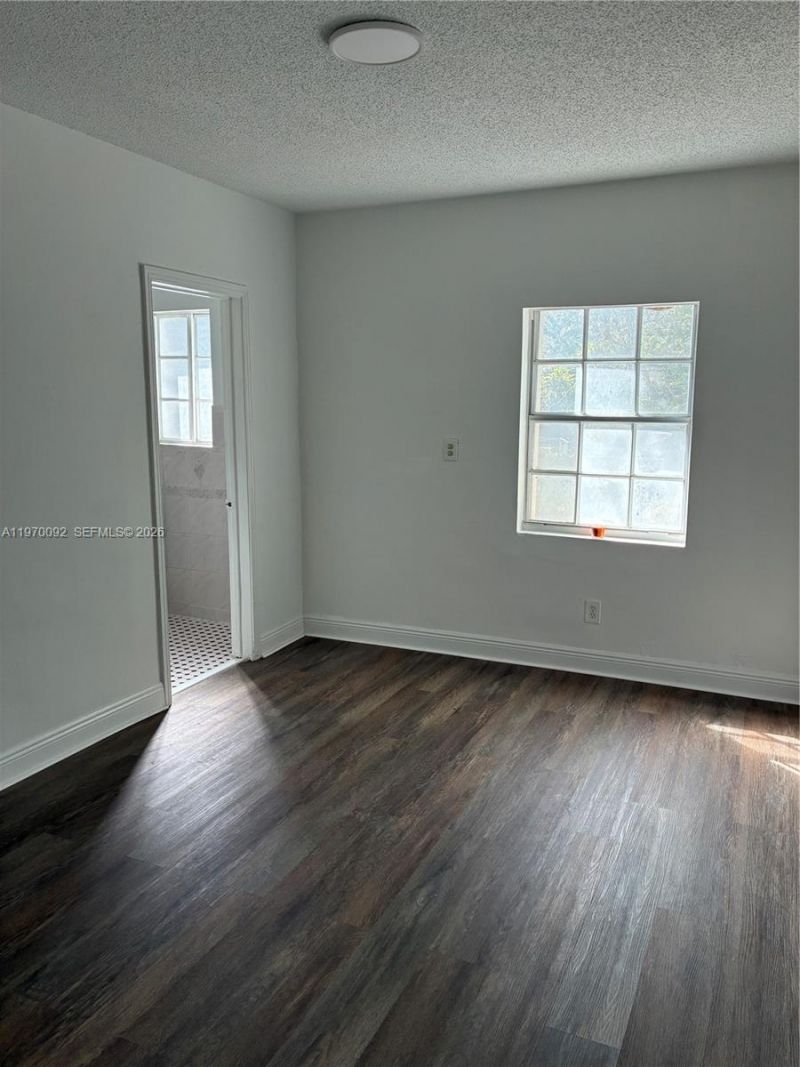 750 NE 86th St, Unit 1, Miami, FL 33138 Photo