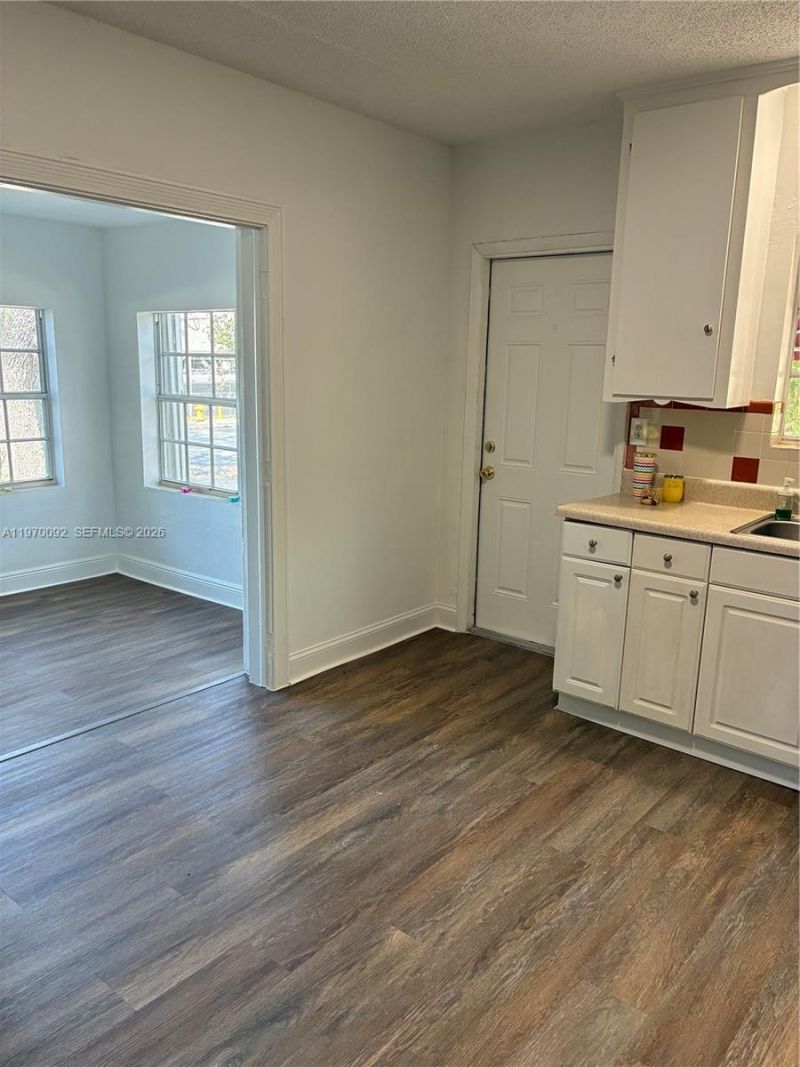 750 NE 86th St, Unit 1, Miami, FL 33138 Photo