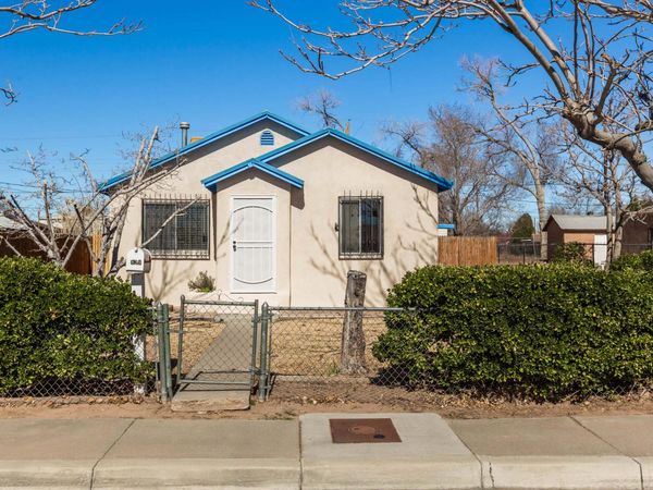 829 San Clemente Avenue NW, Albuquerque, NM 87107