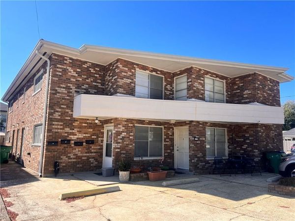 4712 BELLE Drive, Metairie, LA 70006